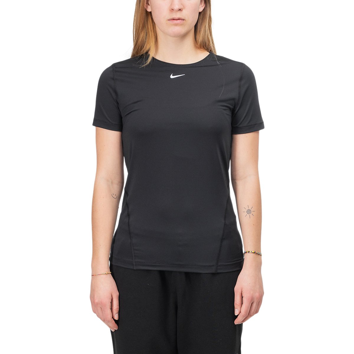 Image of Nike WMNS Pro 365 Short-Sleeve Essential Top (Black)
