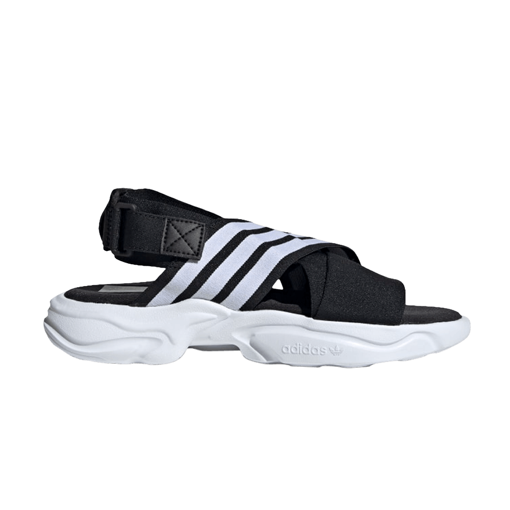 Image of adidas Wmns Magmur Black White (EF5863)