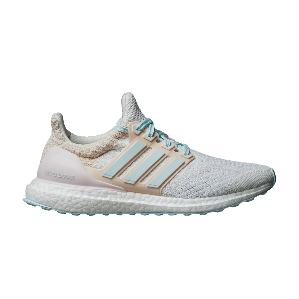 Image of adidas Wmns UltraBoost 5point0 DNA Off White Almost Blue (HQ1851)