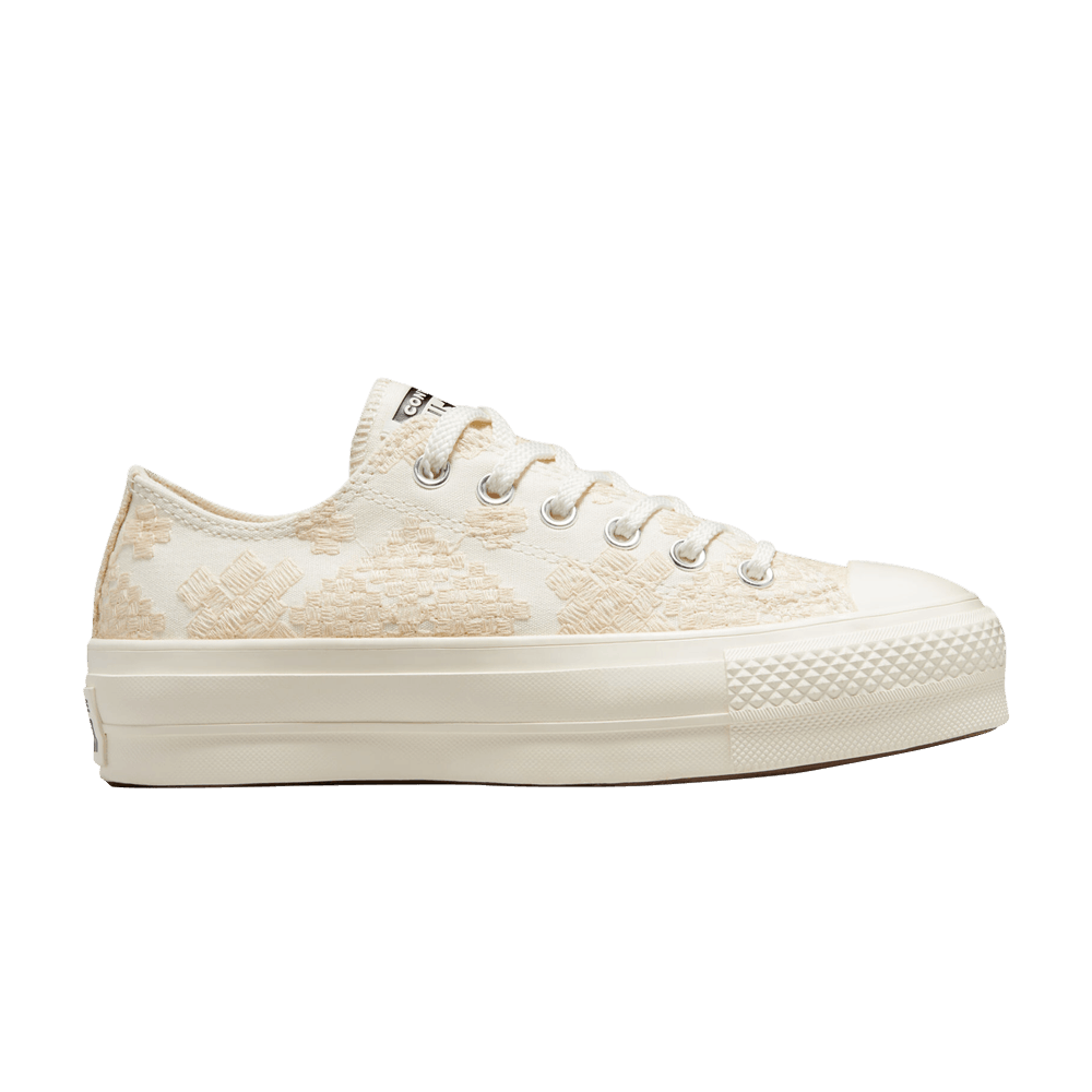 Image of Converse Wmns Chuck Taylor All Star Lift Platform Low Tonal Embroidery (A02225C)