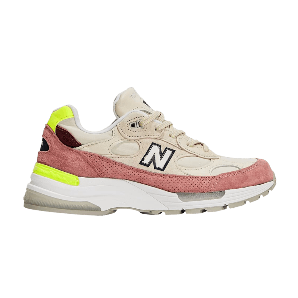 Image of New Balance Wmns 992 Made in USA Off White Red (W992IWD)
