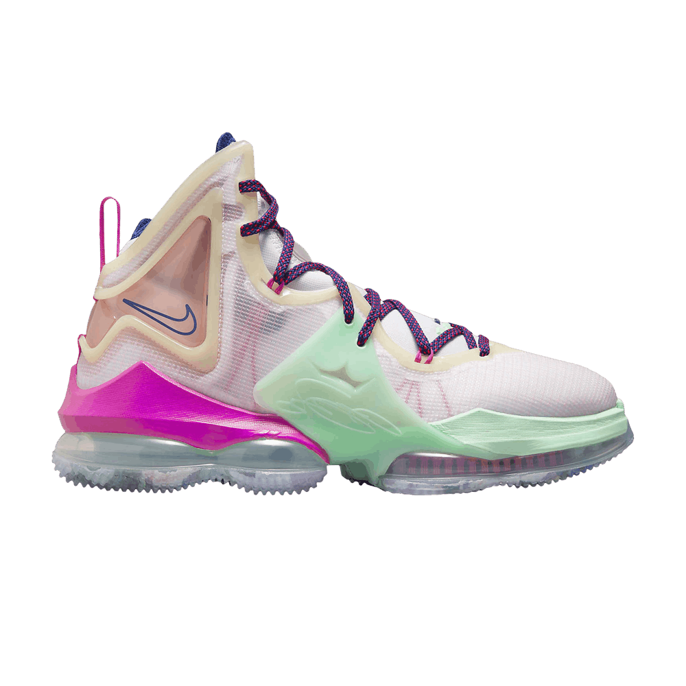 Image of Nike LeBron 19 EP Valentines Day (DH8460-900)