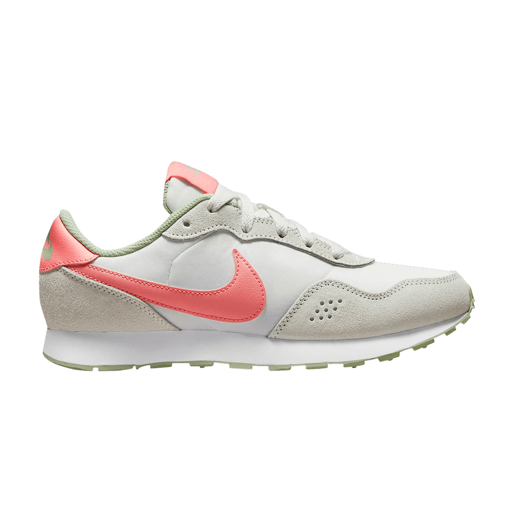 Image of Nike MD Valiant GS White Pink Gaze (CN8558-107)