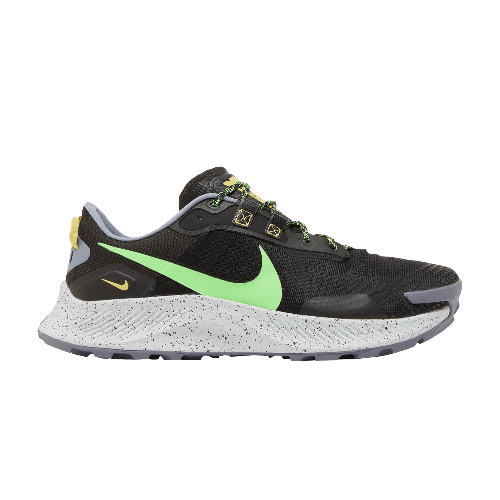 Image of Nike Pegasus Trail 3 Black Green Strike (DA8697-004)