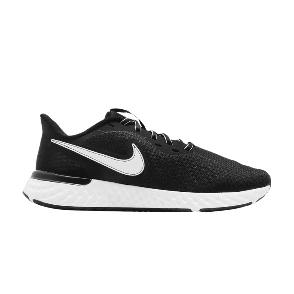 Image of Nike Revolution 5 EXT Black White (CZ8591-001)