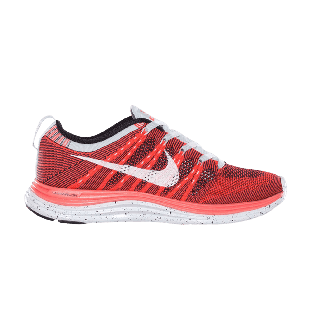 Image of Nike Wmns Flyknit One+ Bright Crimson Obsidian (554888-611)