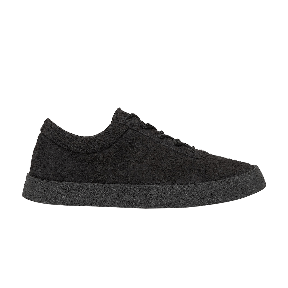 Image of Yeezy Season 6 Crepe Sneaker Black (KM5001-039)