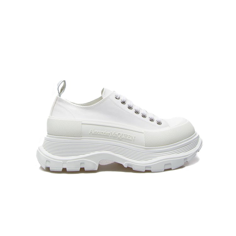 Image of Alexander McQueen Tread Slick Low Lace Up White White (W)